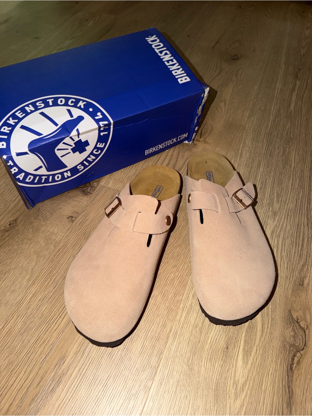 Taupe clogs - Picture 4 of 6